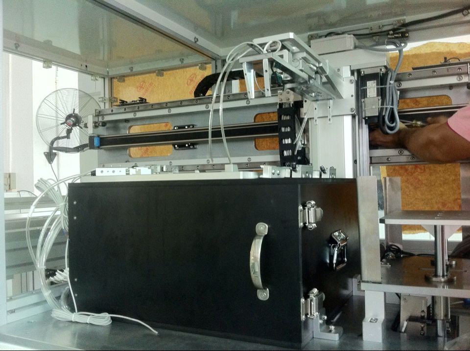 CCM直線驅(qū)動模組在工業(yè)機(jī)器上應(yīng)用三 CCM直線驅(qū)動模組在工業(yè)機(jī)器上應(yīng)用三