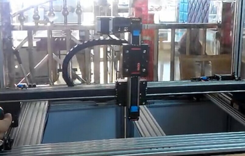 東莞遠(yuǎn)程CCM直線滑臺XYZ三軸龍門演示系統(tǒng) 東莞遠(yuǎn)程CCM直線滑臺XYZ三軸龍門演示系統(tǒng)